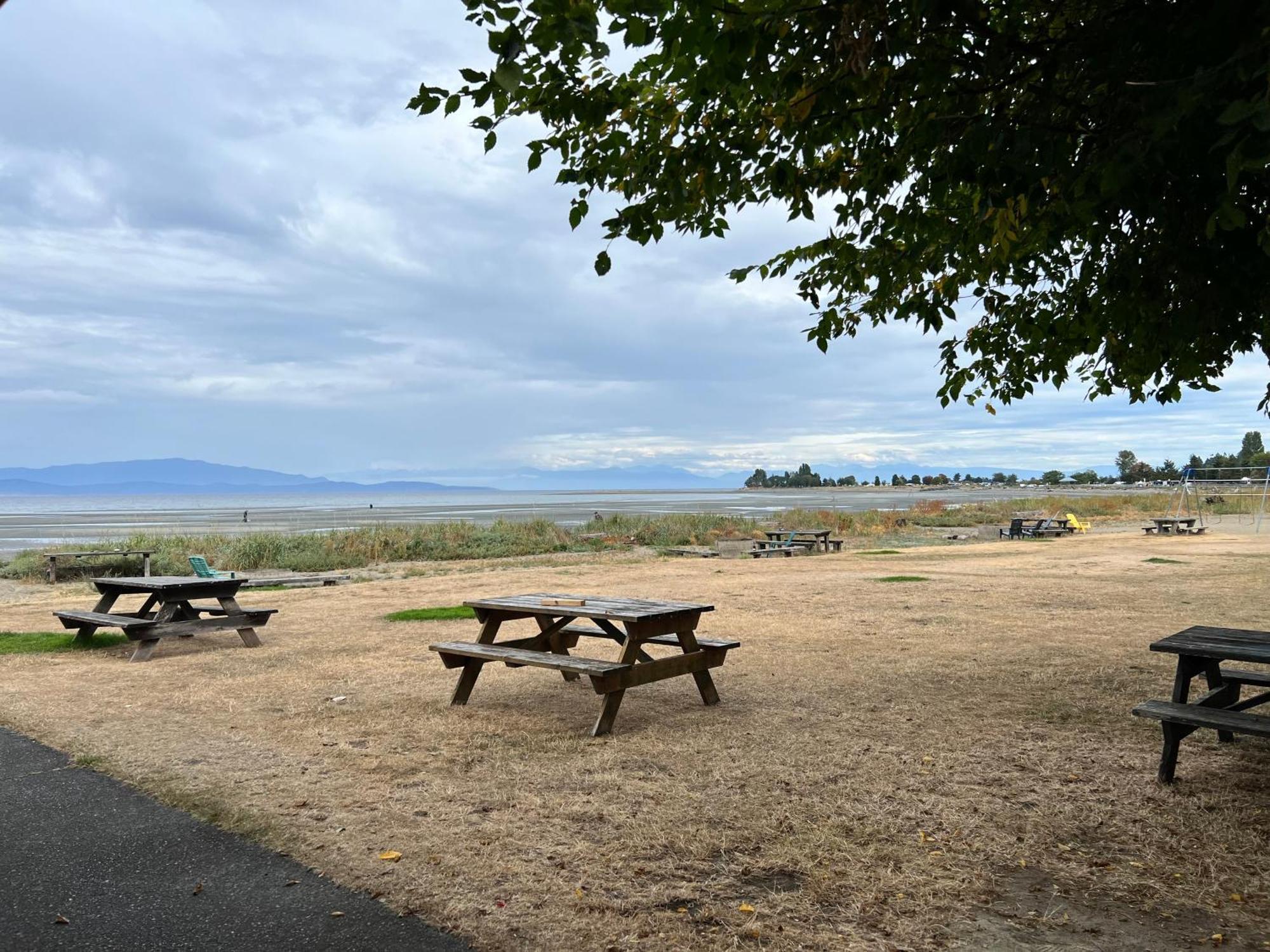 Sea Edge Motel Parksville Exteriér fotografie